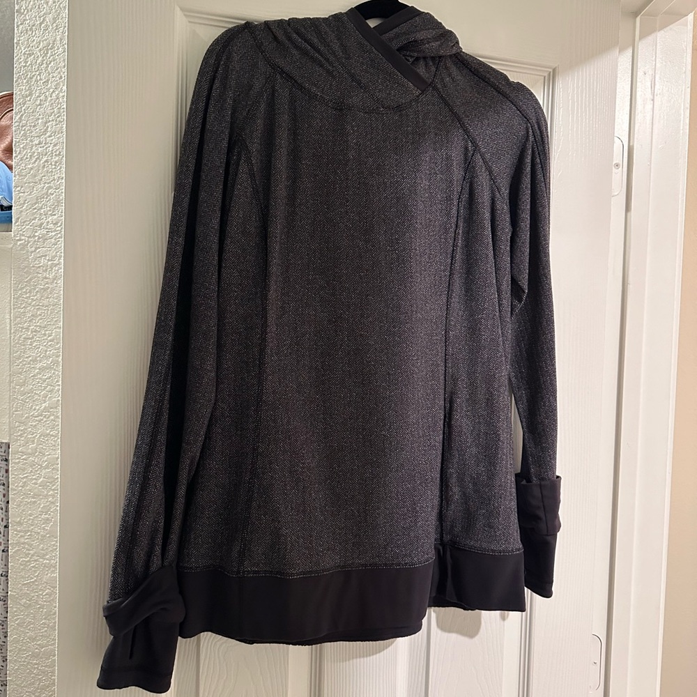 Lululemon Pullover